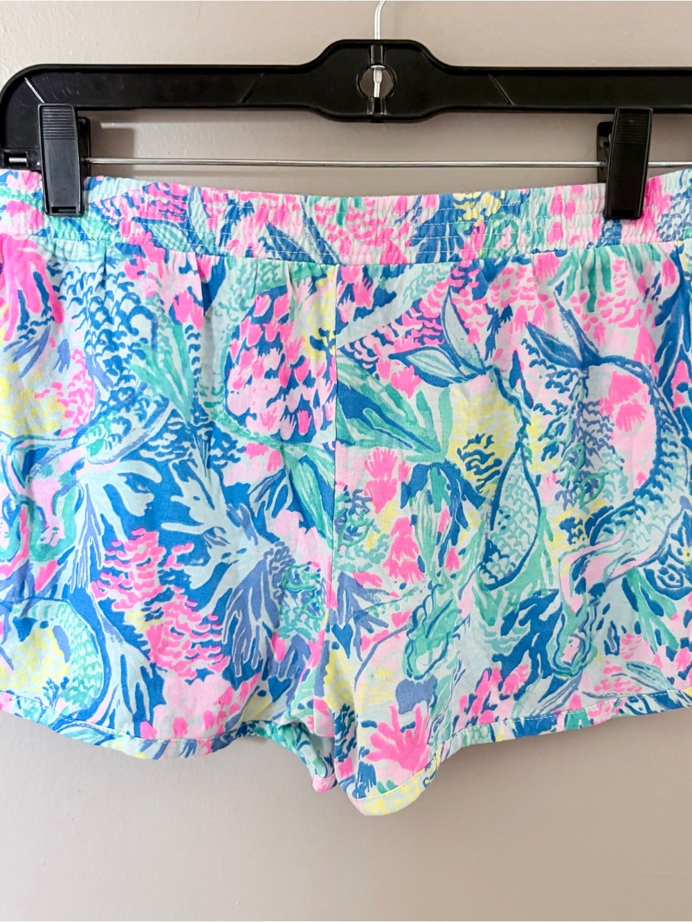 Lilly Pulitzer Ceclie Shorts Mermaids Cove Cotton Knit Pink Blue XL NWT - Picture 3 of 6